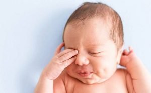 Bebeklerde Gözyaşı kanalı tıkanıklığı